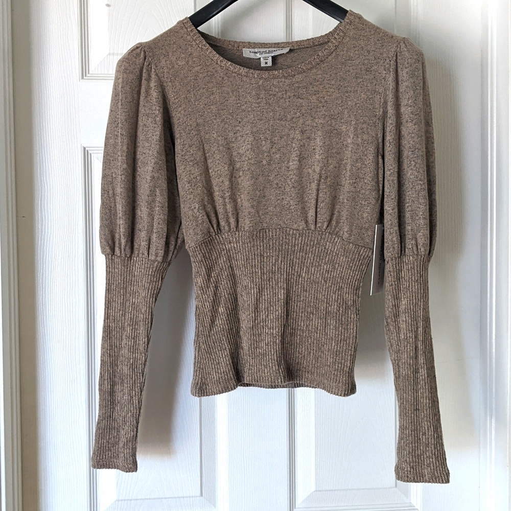 Lightweight sweater